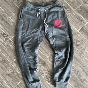 Nike Joggers